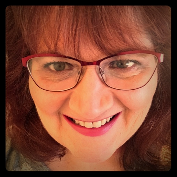 Meet your Posher, Brenda - Picture 1 of 1